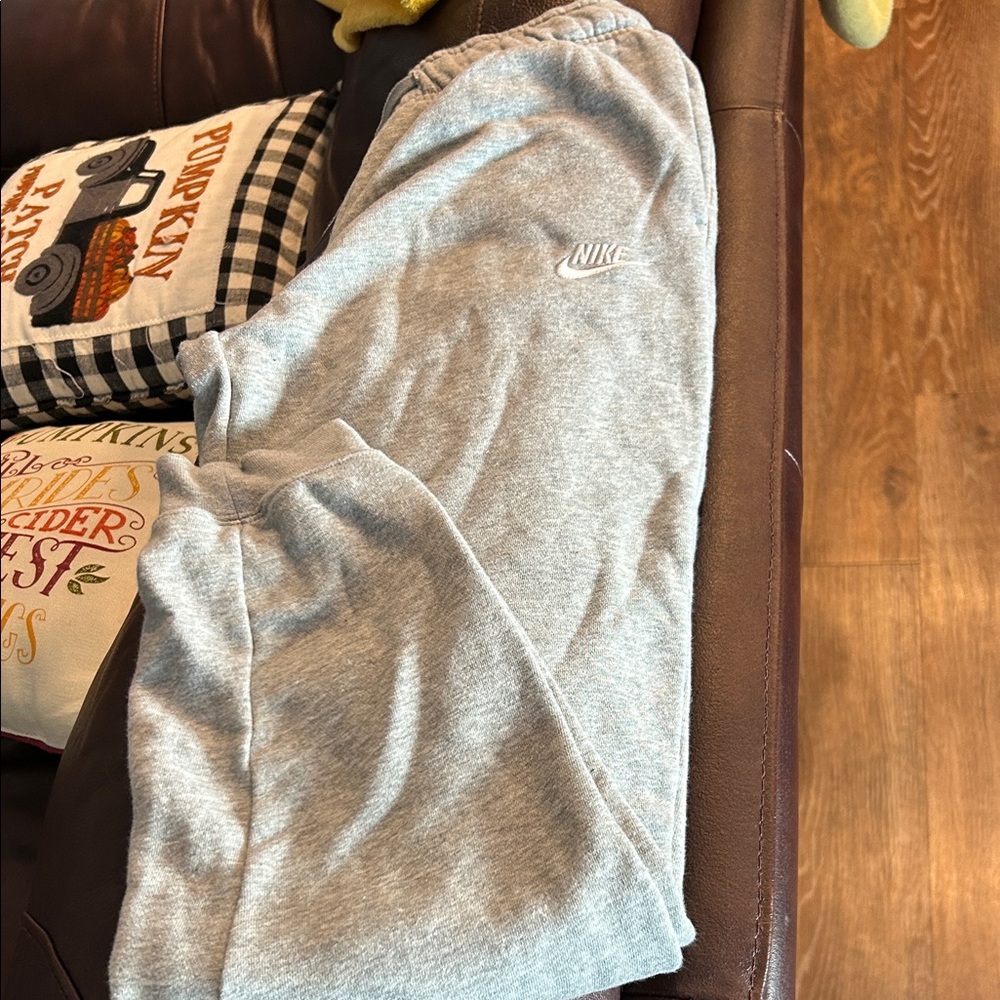 Nike Heather Gray Joggers